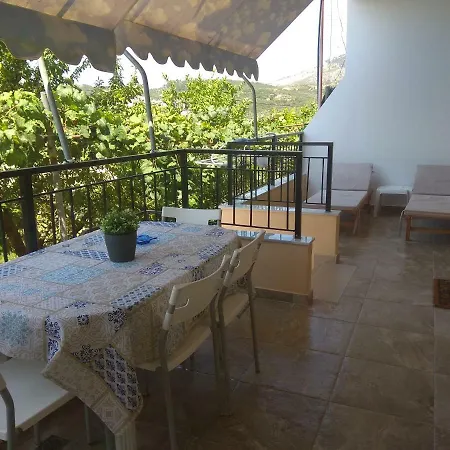 Lejlighed Brb Himarë